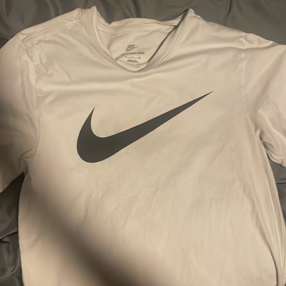 Big logo nike t-shirt
